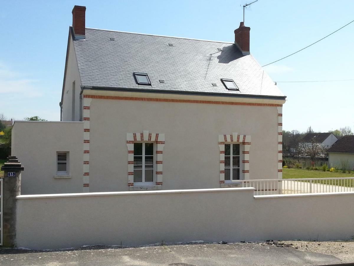 Gite Du Domaine Du Haut Perron Villa Thésée Exterior foto